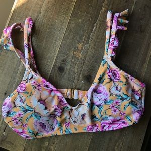 Flower print bathing suit top👙